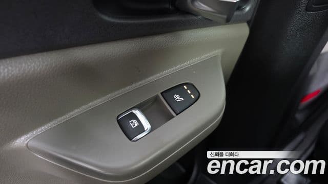 Kia Carnival 2024 — Şəkil 26/35