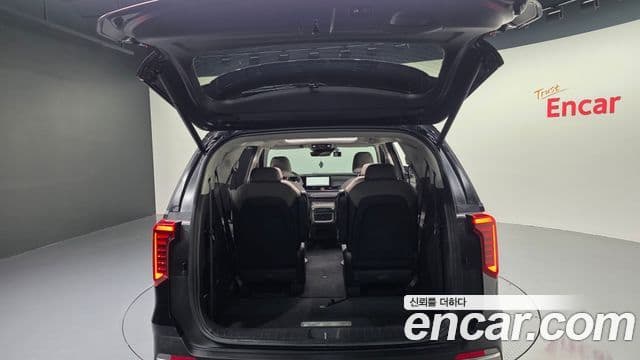Kia Carnival 2024 — Şəkil 12/35