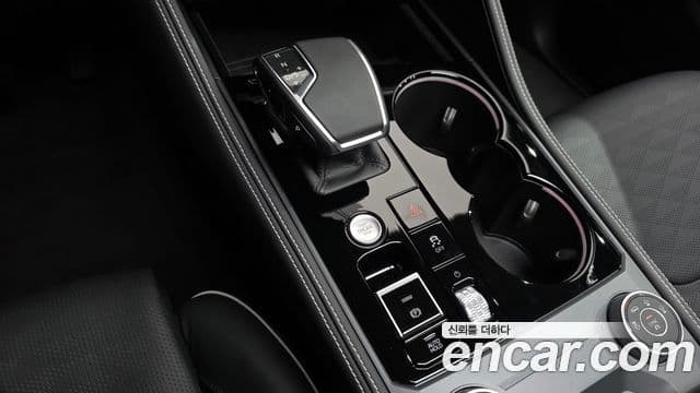Volkswagen Touareg 2025 — Photo 24/41