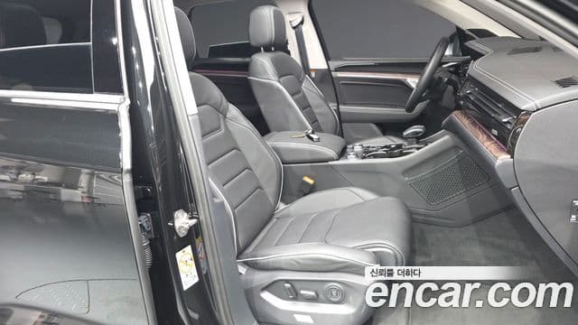 Volkswagen Touareg 2025 — Photo 9/41