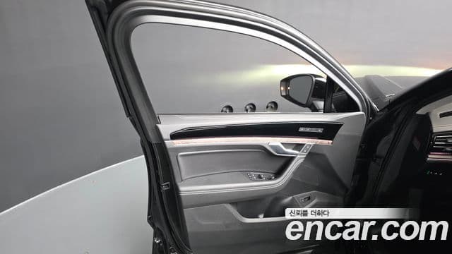 Volkswagen Touareg 2025 — Photo 10/41