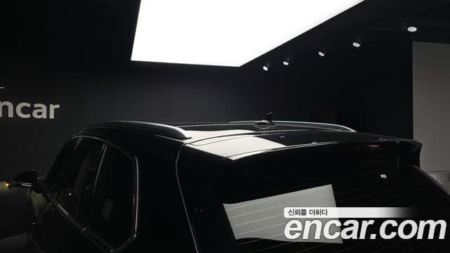 Volkswagen Touareg 2025 — Photo 1/41