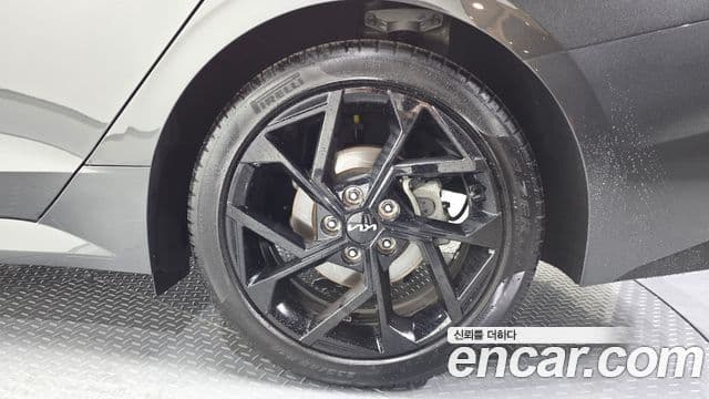 Kia K5 2024 — Şəkil 35/36