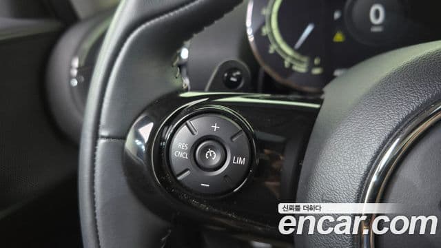 Mini Cooper S Clubman 2020 — Фото 15/20
