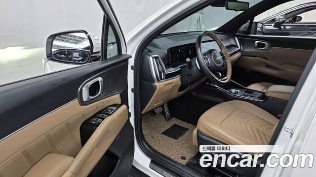 Kia Sorento 2024 — Фото 10/20