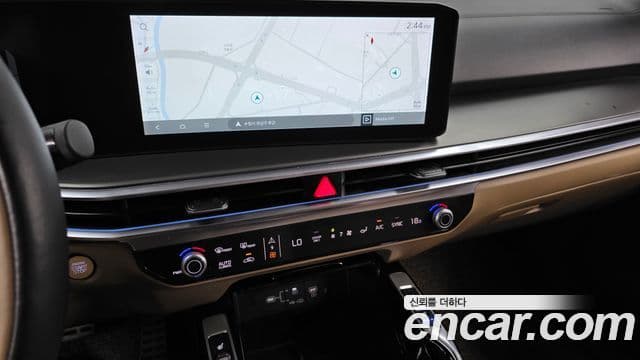 Kia Sorento 2024 — Фото 13/20