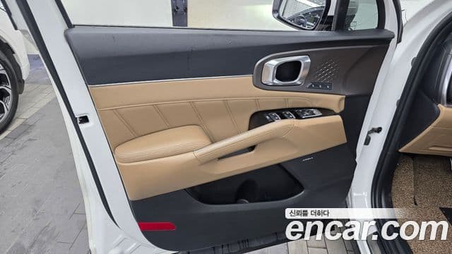 Kia Sorento 2024 — ფოტო 26/35