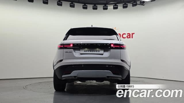 Land Rover Range Rover Velar 2026 — Фото 6/20