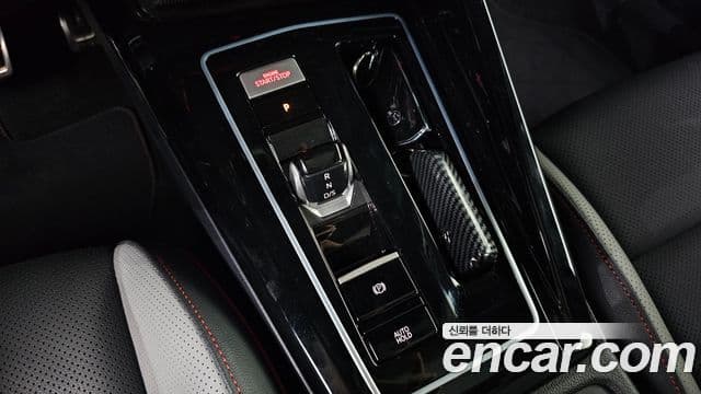 Volkswagen Golf 2024 — Photo 15/20
