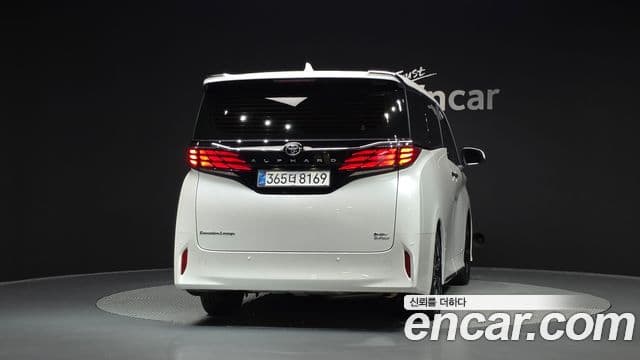 Toyota Alphard 2025 — Фото 4/20