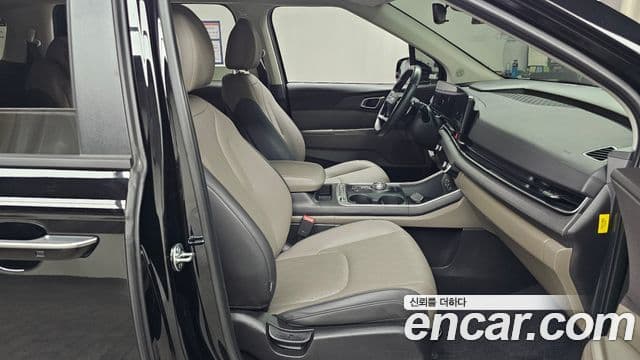 Kia Carnival 2025 — Фото 11/20