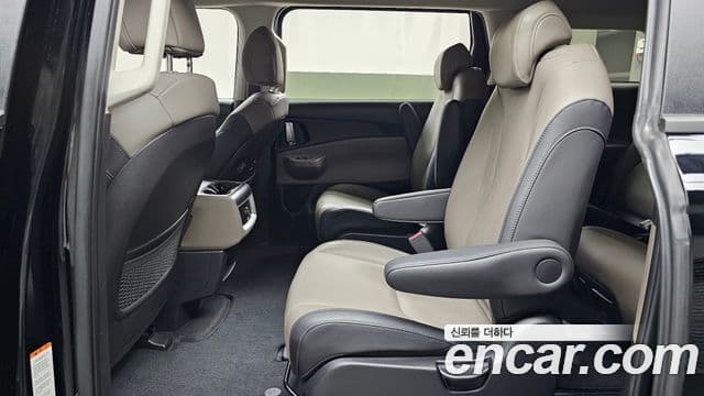 Kia Carnival 2025 — Фото 12/20