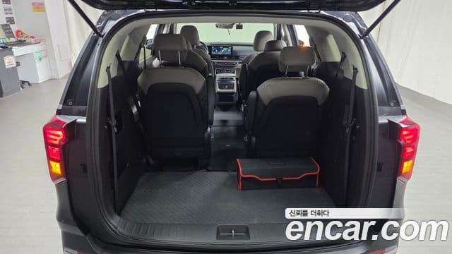 Kia Carnival 2025 — Фото 20/20
