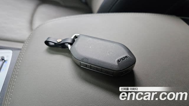 Kia Carnival 2025 — Şəkil 5/31