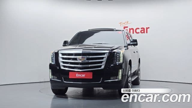 Cadillac Escalade 2018 — Photo 22/36