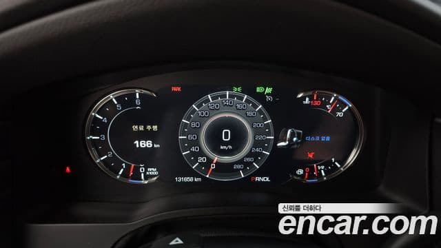 Cadillac Escalade 2018 — Photo 16/36