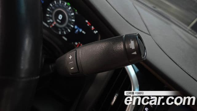 Cadillac Escalade 2018 — Photo 12/36