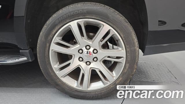 Cadillac Escalade 2018 — Photo 13/36