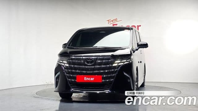 Toyota Alphard 2023 — Фото 2/20