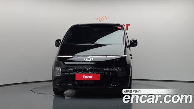 Hyundai Staria 2025 — Фото 3/20