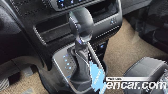 Hyundai Staria 2025 — Фото 9/20