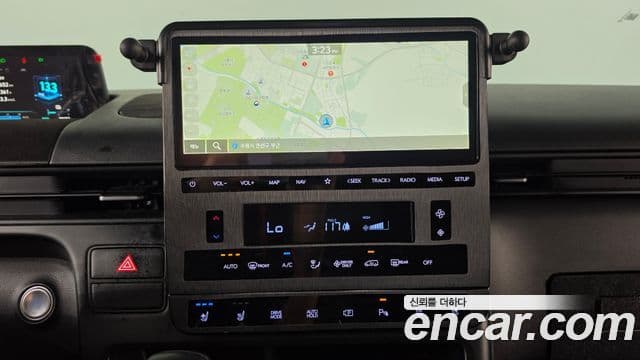 Hyundai Staria 2025 — Фото 12/20
