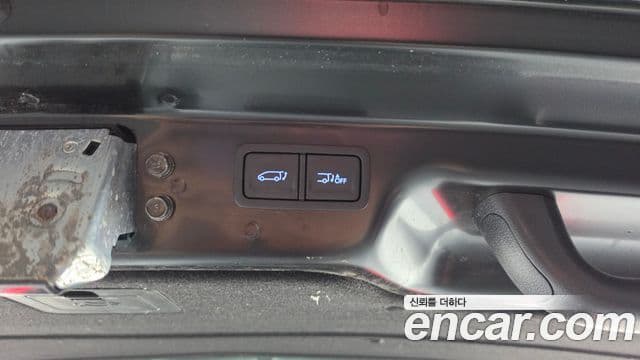 Hyundai Staria 2025 — Фото 19/20