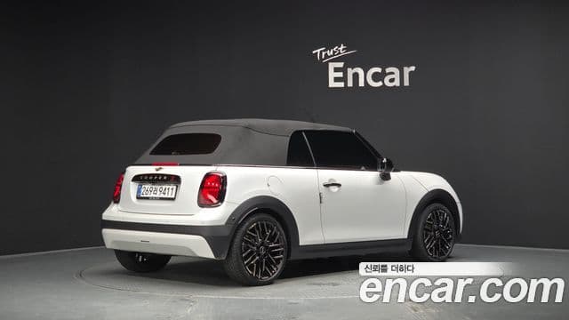 Mini Cooper S Convertible 2025 — Фото 19/20