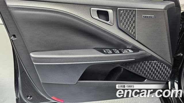 Kia K8 2024 — Photo 11/40