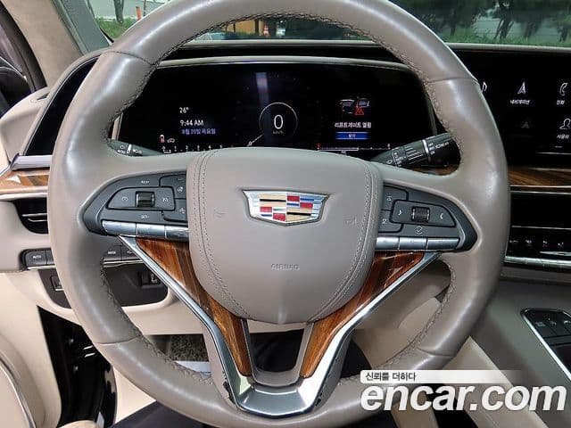 Cadillac Escalade 2021 — ფოტო 11/20