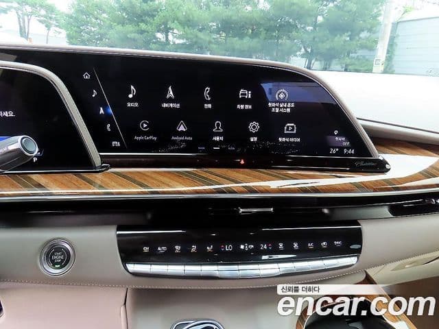 Cadillac Escalade 2021 — ფოტო 10/20