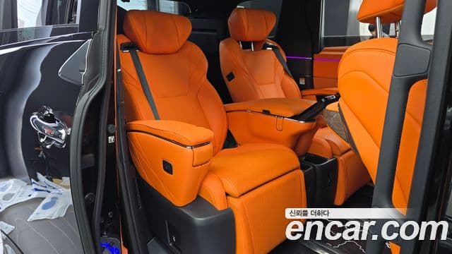 Toyota Alphard 2023 — Фото 11/20