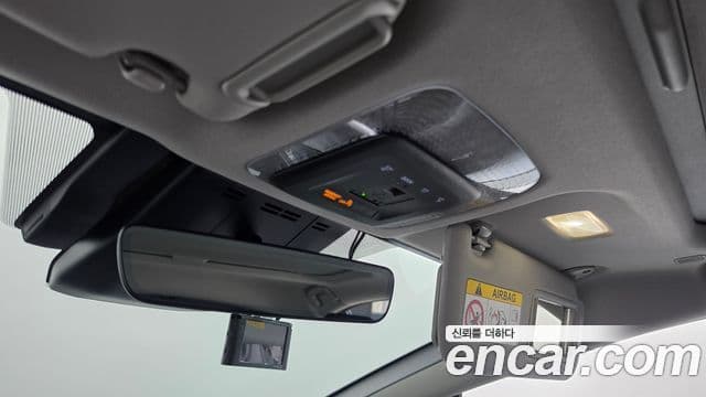 Toyota Prius 2026 — Фото 18/20