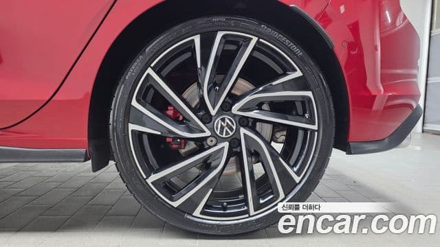 Volkswagen Golf 2023 — Şəkil 3/32