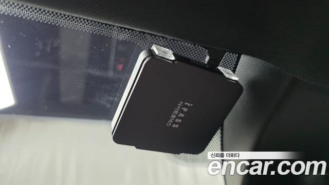 Volkswagen Golf 2023 — Photo 31/32