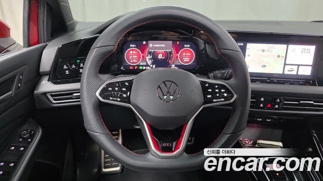 Volkswagen Golf 2023 — Şəkil 29/32
