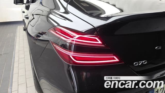 Genesis G70 2022 — Photo 32/33