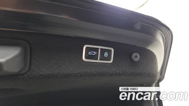 Genesis G70 2022 — Photo 24/33