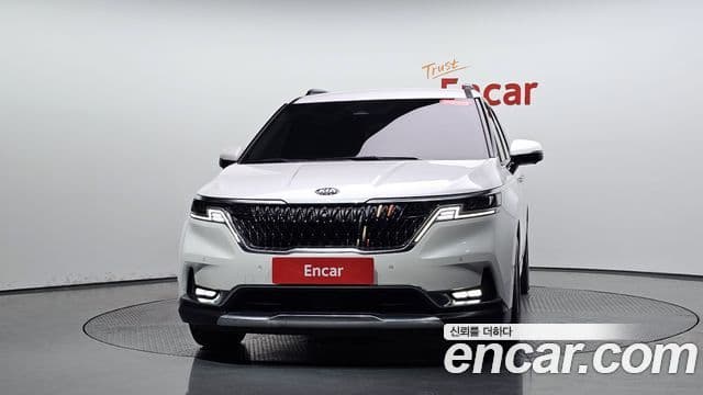 Kia Carnival 2021 — Фото 3/20