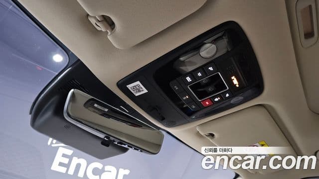 Kia Carnival 2024 — Фото 19/20