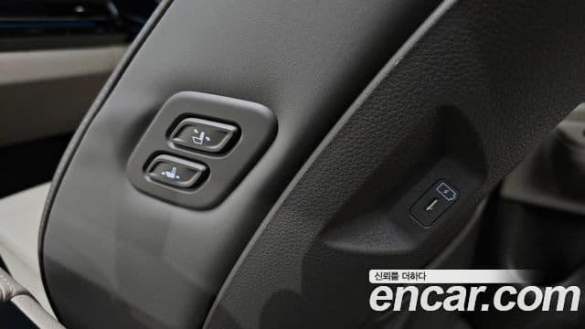 Kia Carnival 2024 — Photo 30/37