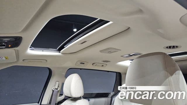 Kia Carnival 2024 — Photo 6/37
