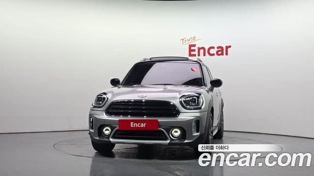 Mini Cooper Countryman 2023 — Photo 3/31