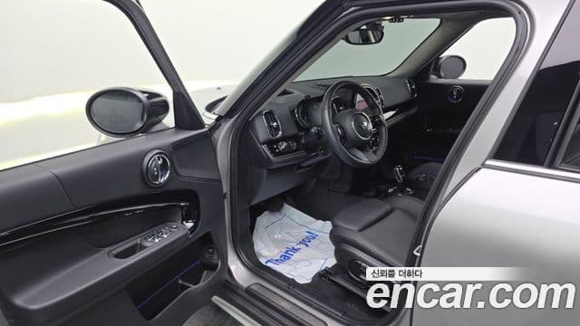 Mini Cooper Countryman 2023 — Photo 20/31