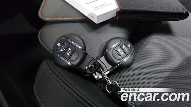 Mini Cooper Countryman 2023 — Photo 17/31