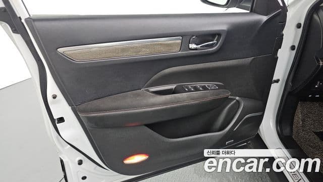 Renault Samsung QM6 2023 — Şəkil 31/32