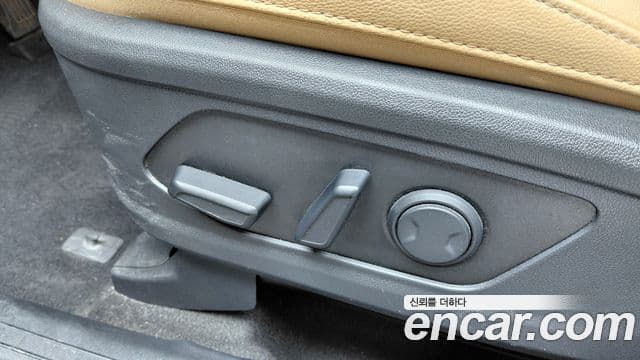 Kia Sorento 2023 — Şəkil 2/32