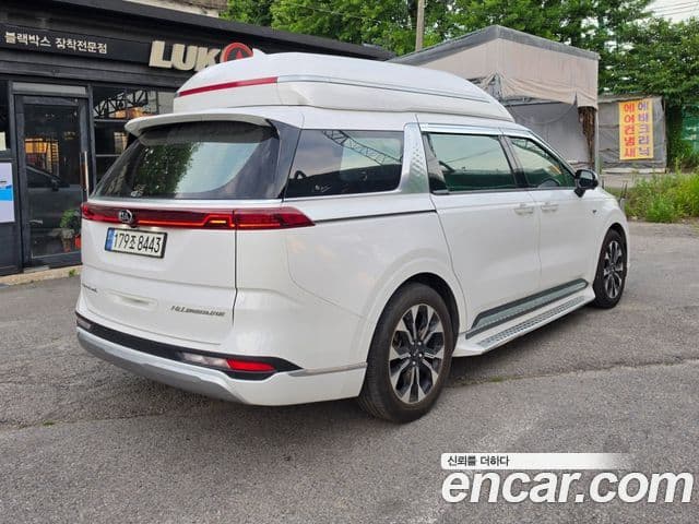Kia Carnival 2021 — Фото 1/20