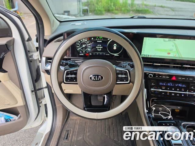 Kia Carnival 2021 — Фото 7/20