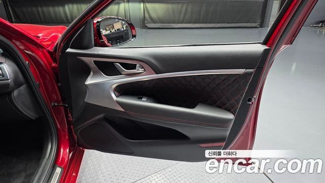 Genesis G70 2022 — Şəkil 32/33
